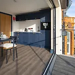 Appartement Le Mini Metro Balcony By I-stay