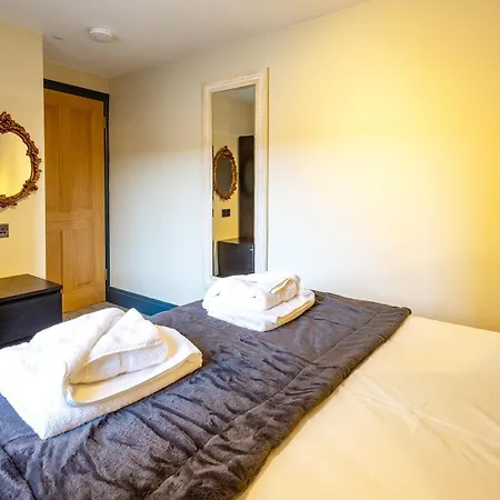 Le Mini Metro Balcony By I-stay *