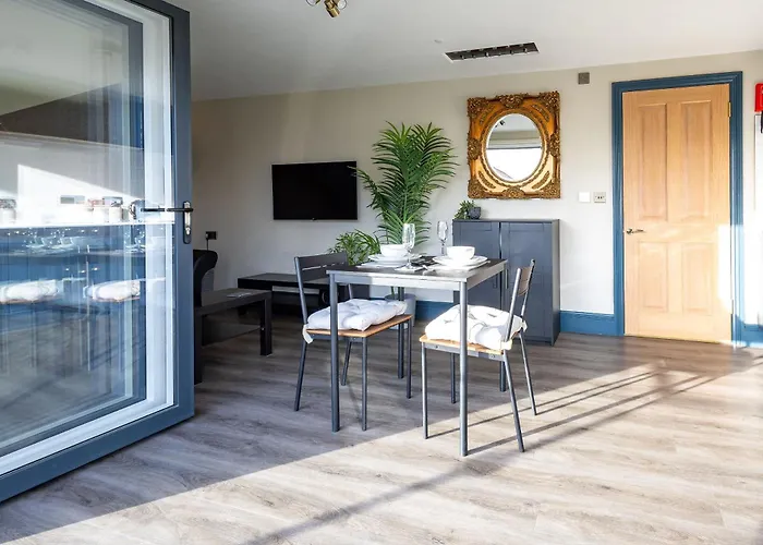 Le Mini Metro Balcony By I-stay Apartment *